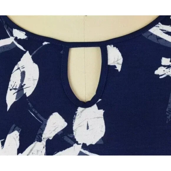 CLARA SUN WOO ABSTRACT FLORAL NAVY BLUE SHARKBITE HEM TUNIC - Picture 3 of 7